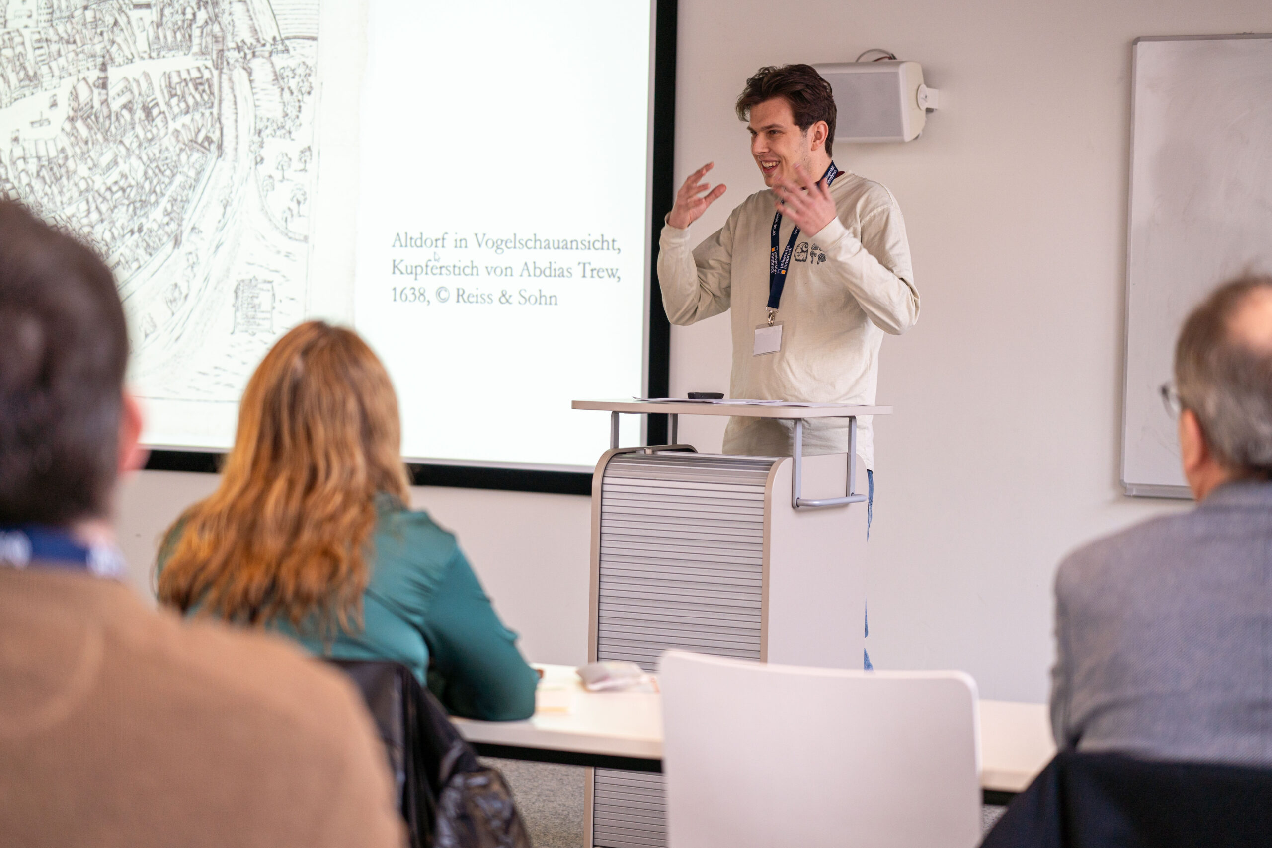 Interconfessional Exchange in Ancient Greek